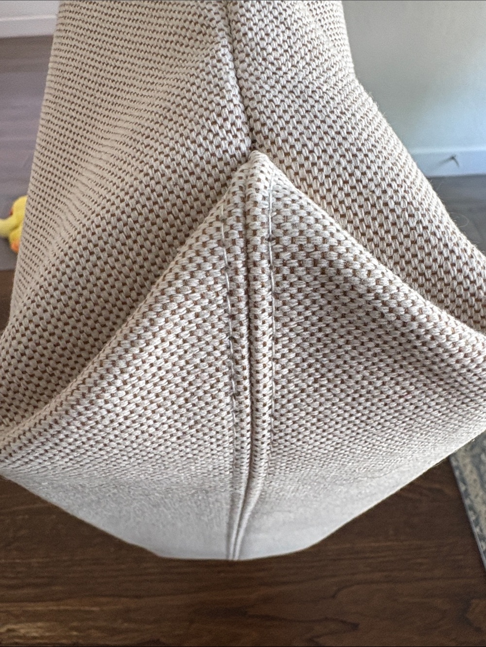 WEDN&ESDAY NWOT Tote Bag in Beige with Black Trim - Picture 5 of 6